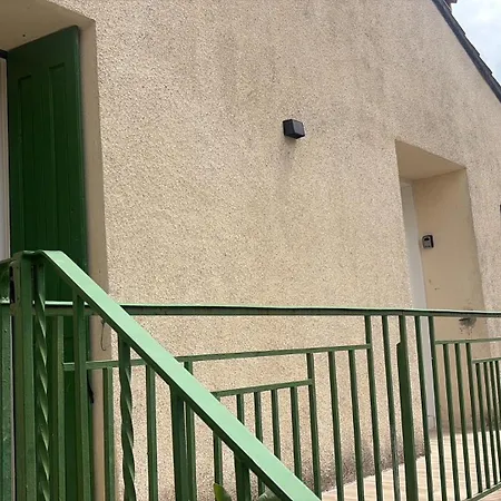 Laparade Apartman *